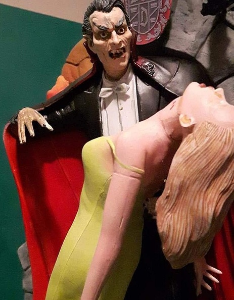 Tomb of DraculaReplacement Head & Nameplate for Moebius Broadway Dracula
Sculpted by: Ray Santoleri
Scale/Size: 1:8
Modeler: Jim Wheal
View This Item In The Website
Galler369.jpg